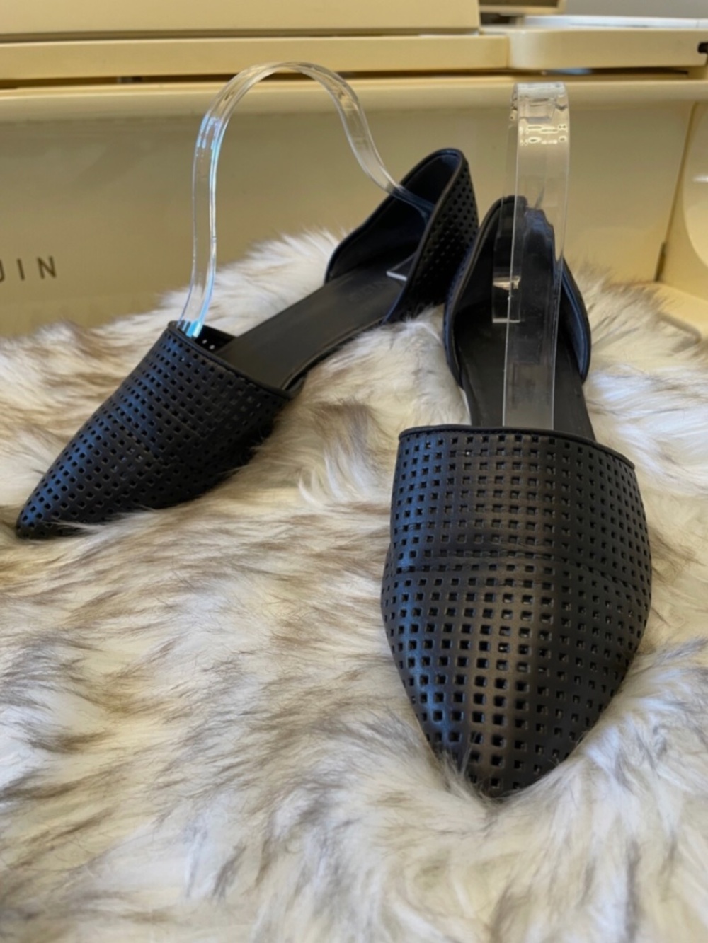 Vince Black Flats – Size 9M 🇮🇹